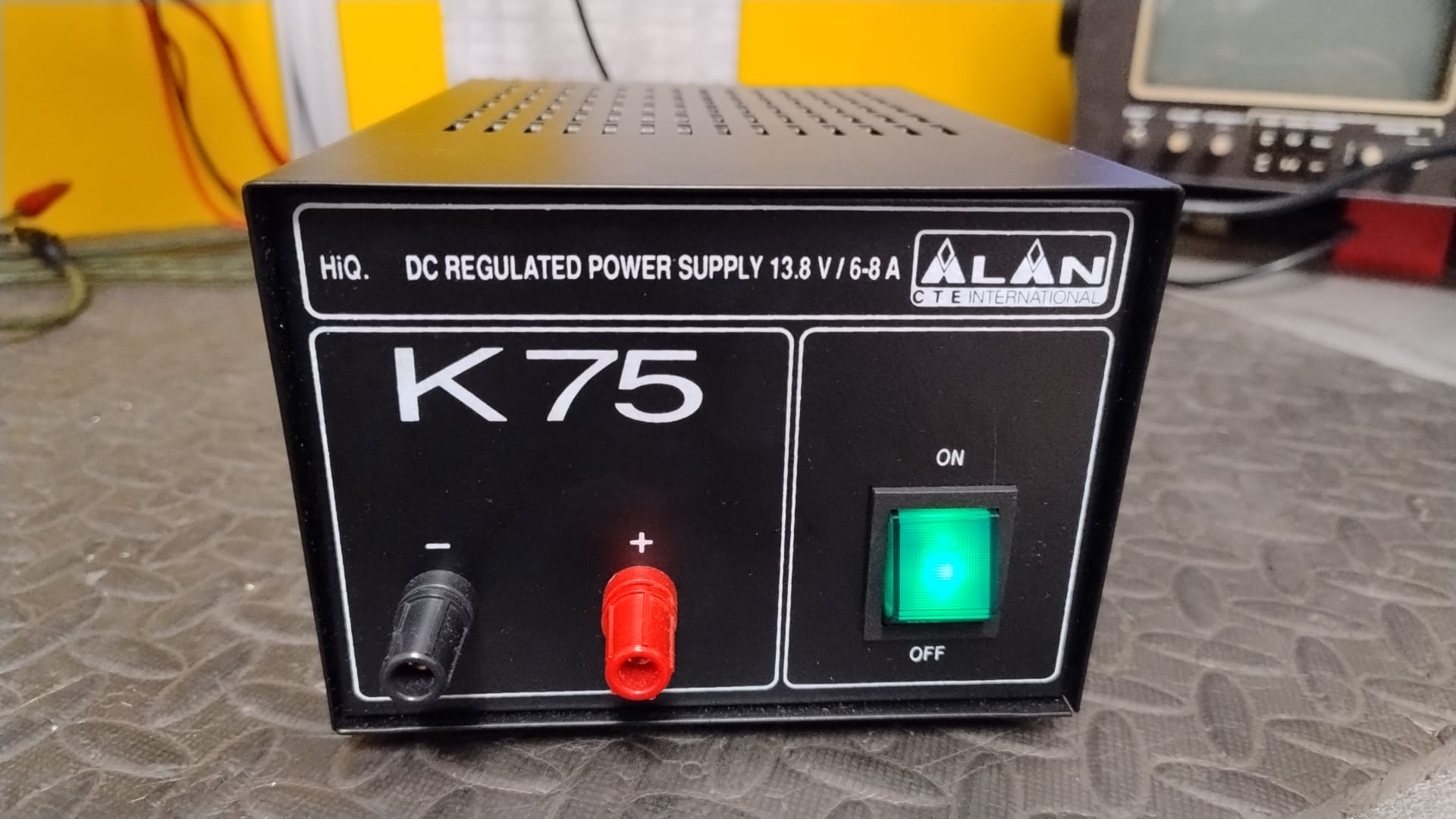 ALAN K75 ALIMENTATORE CLASSICO DA 13,8V 7A - PERFETTO
