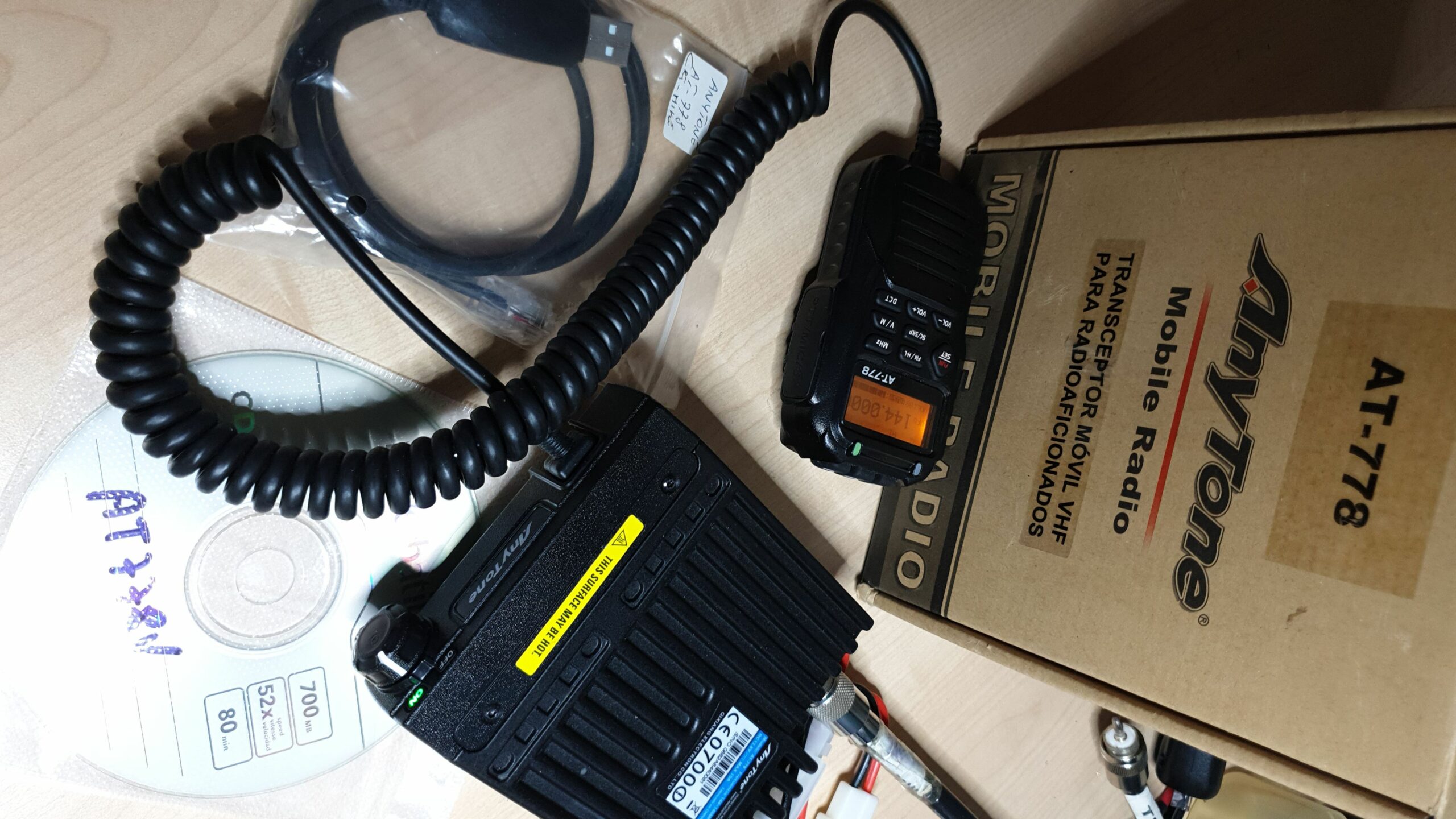 ANYTONE AT-778V - RTX VEICOLARE 136/174 MHZ CON COMANDI E DISPLAY SU MIC