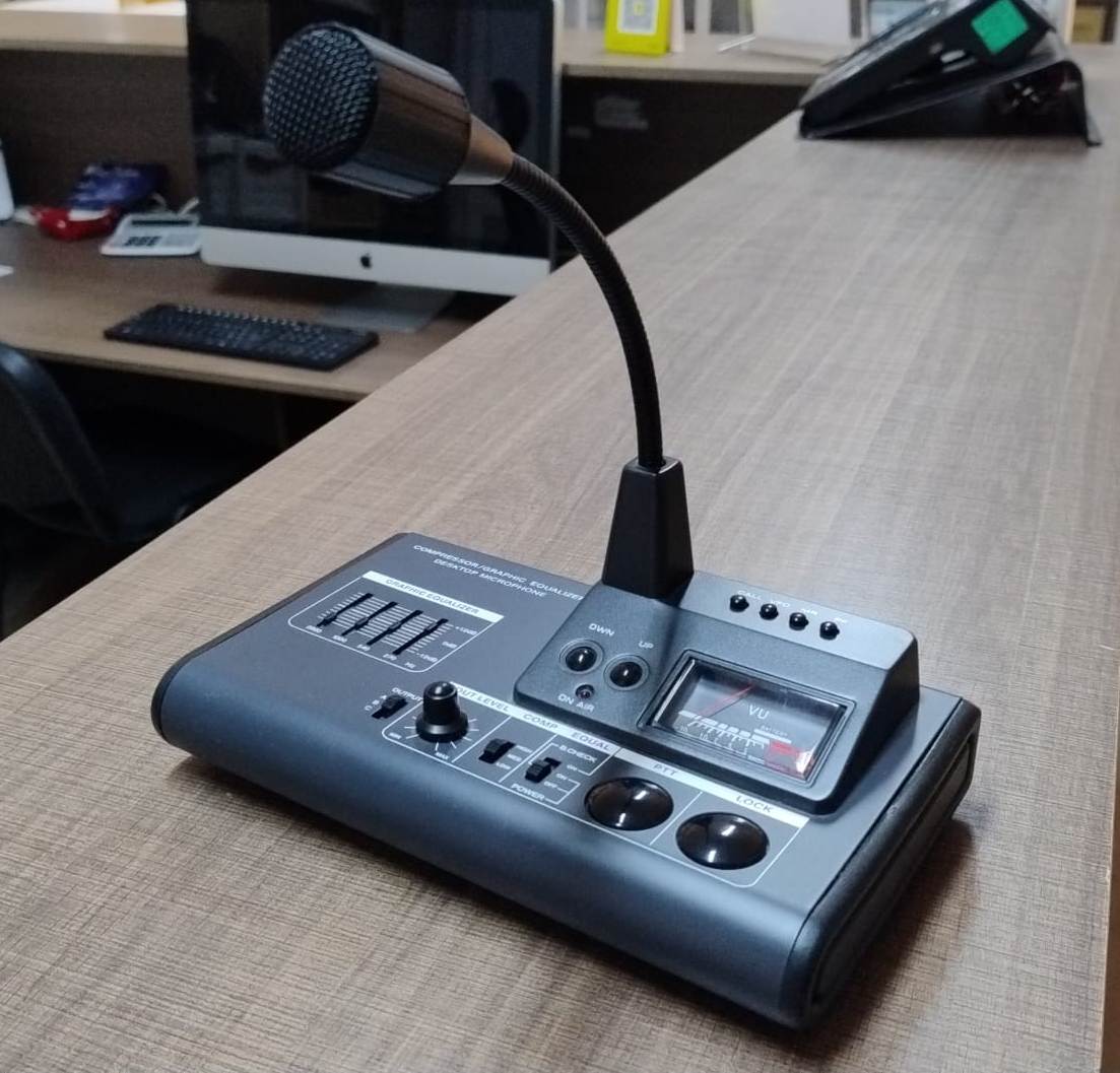 AVAIR AV908 MICROFONO PREAMPL. EQUALIZZATORE COMPRESSORE - PARI AL NUOVO