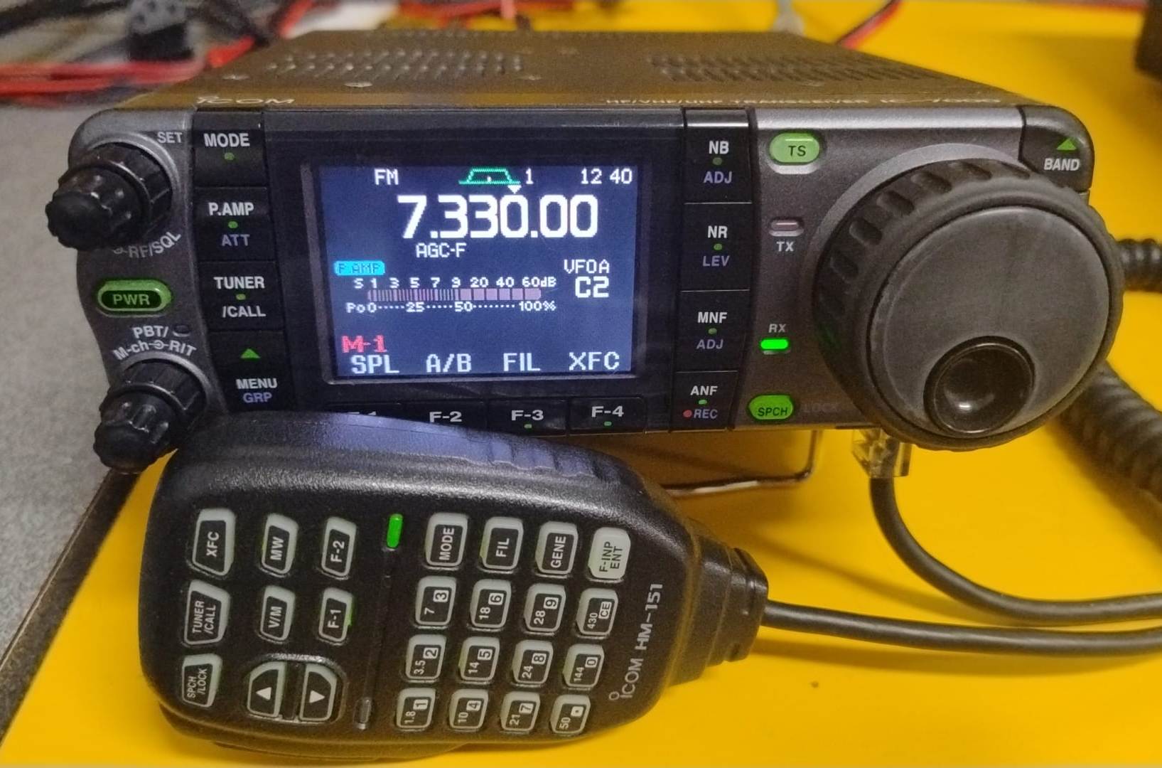 ICOM IC-7000 HF/50/VHF/UHF ALL MODE - PERFETTO STATO - GIA' APERTO DI BANDA