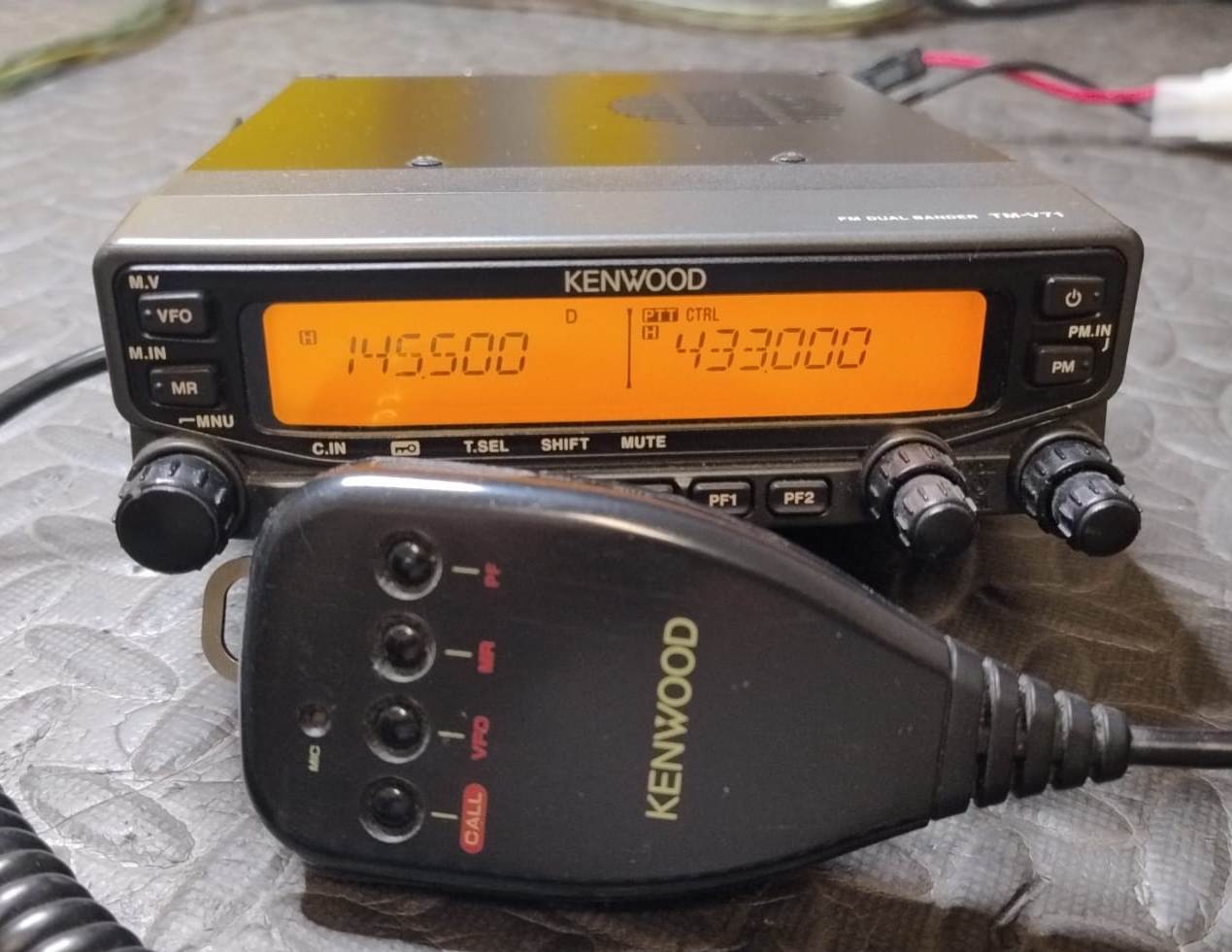 KENWOOD TM-V71 RTX VHF/UHF - OTTIMO STATO - IMBALLO ORIGINALE