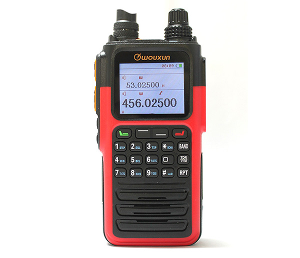 WOUXUN KG-Q332 - RTX QUAD BAND 50/144/222/433 MHZ RX FM ED AIRBAND