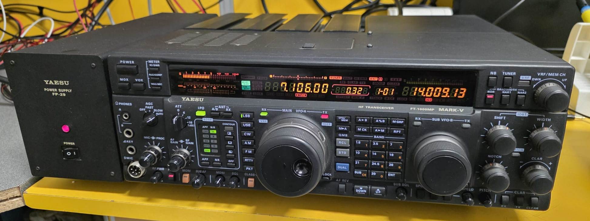 YAESU FT-1000MP MARK V - HF 0/30MHZ ALL MODE 200W - PERFETTO STATO