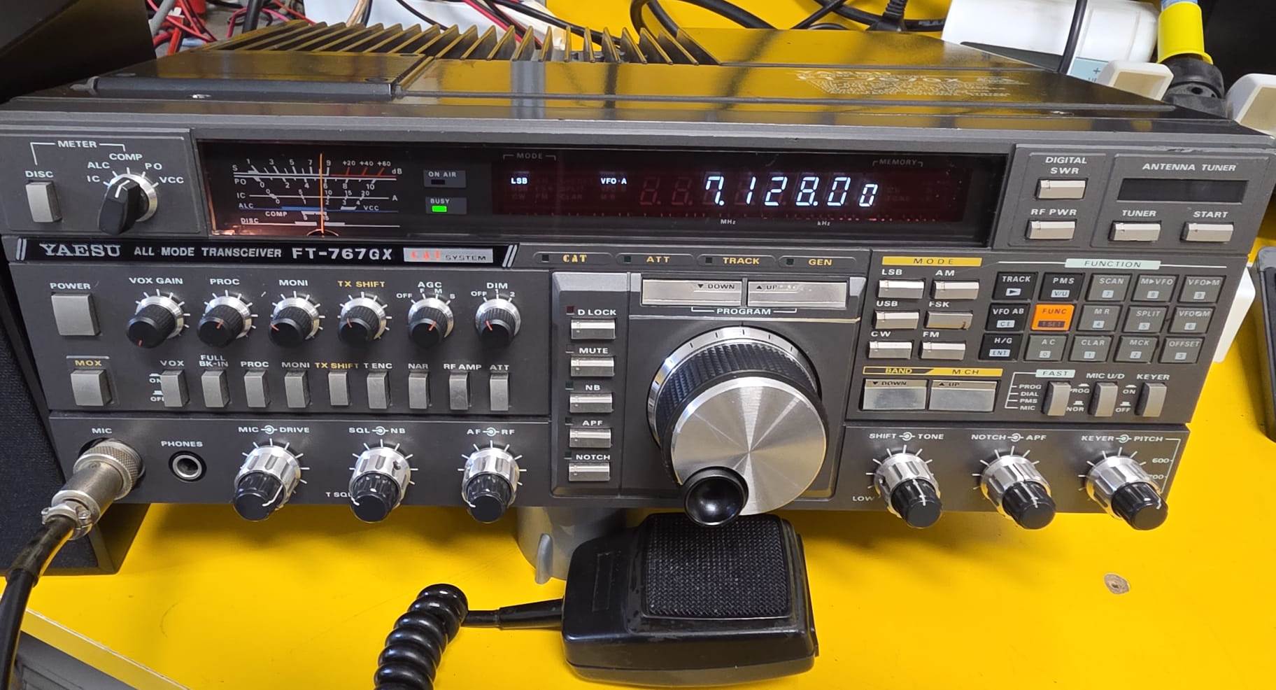 YAESU FT-767GX RTX HF 0-30MHZ ALL MODE - 220V AT TUNER - CON SCHEDA TONI - OTTIMO STATO