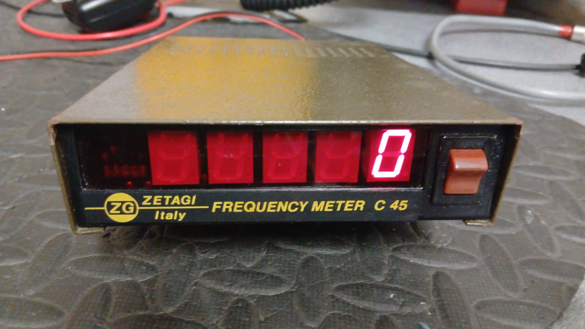 ZETAGI C45 FREQUENZIMETRO A 5 CIFRE 0,3-45MHZ - RARISSIMO INTROVABILE