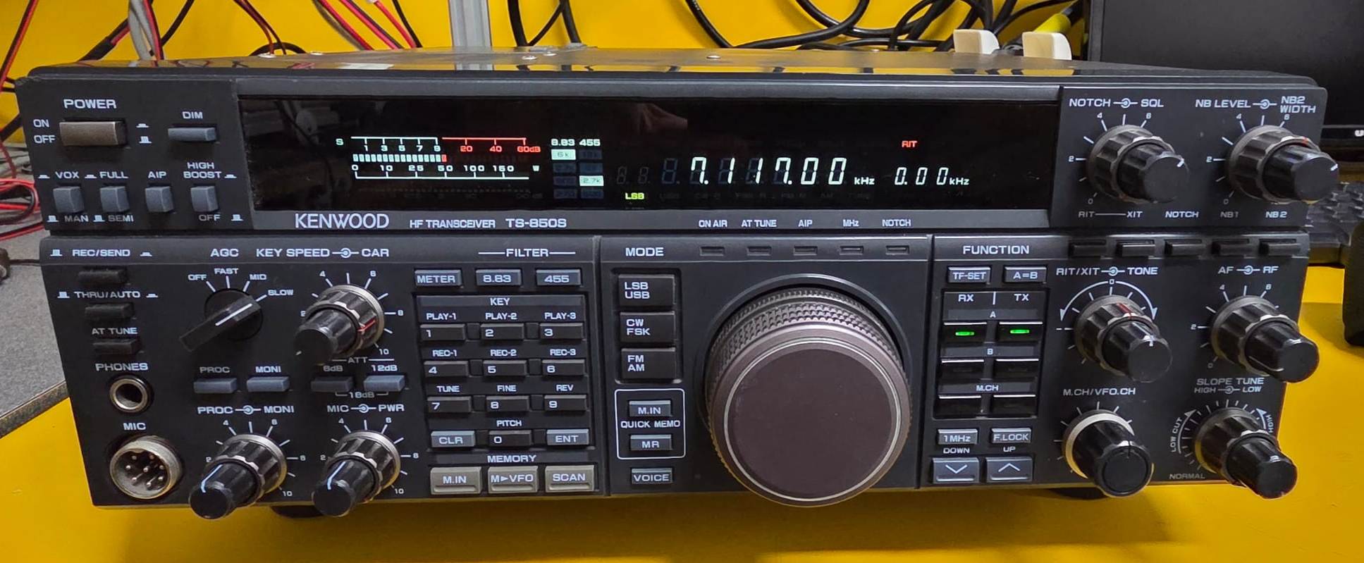 KENWOOD TS-850S HF 0-30MHZ - OTTIMO STATO - CON ACCORDATORE ENTROCONTENUTO